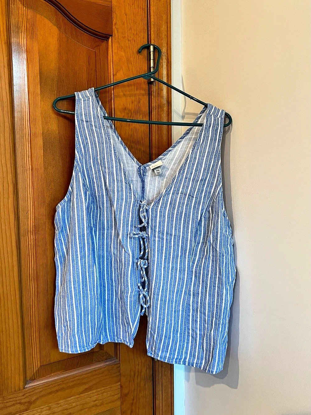A new day Striped Lace-Up Tank in Blue & White XXL